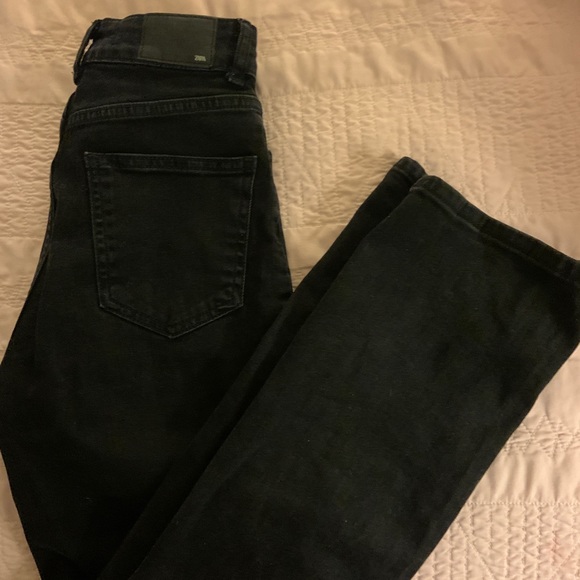 super cute zara high rise straight leg jeans !💘 - Picture 1 of 3